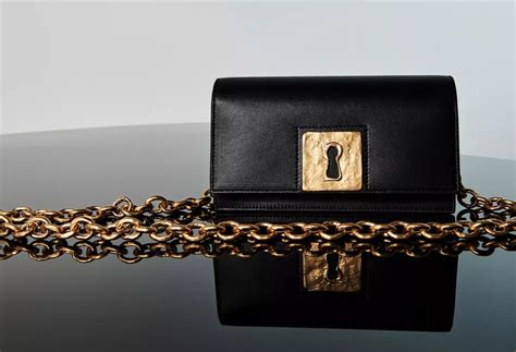 wallet on chain bag|best designer wallet on chain.